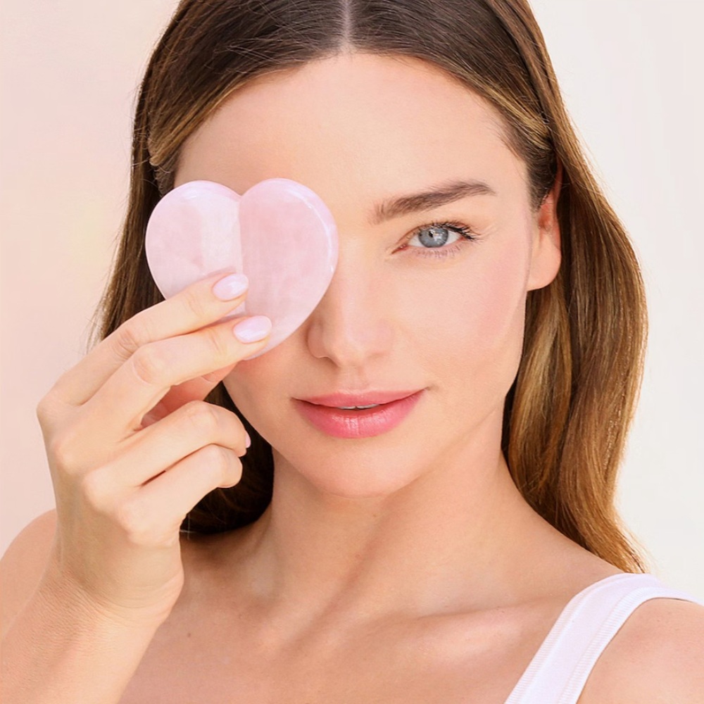 KORA Organics Rose Quartz Heart Facial Sculptor Pink Heart-Shaped Stone, New - Picture 15 of 16